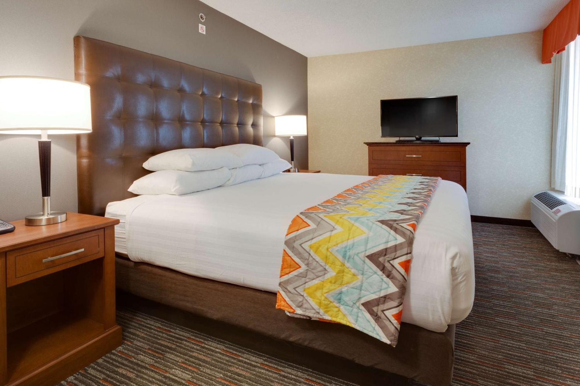 Drury Inn & Suites Columbia Stadium Boulevard 외부 사진